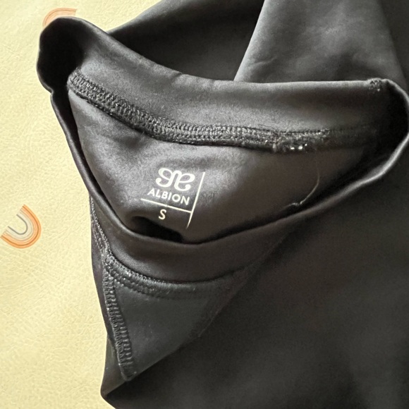 Albion fit black neo scuba sweater sweatshirt cropped - Picture 2 of 4